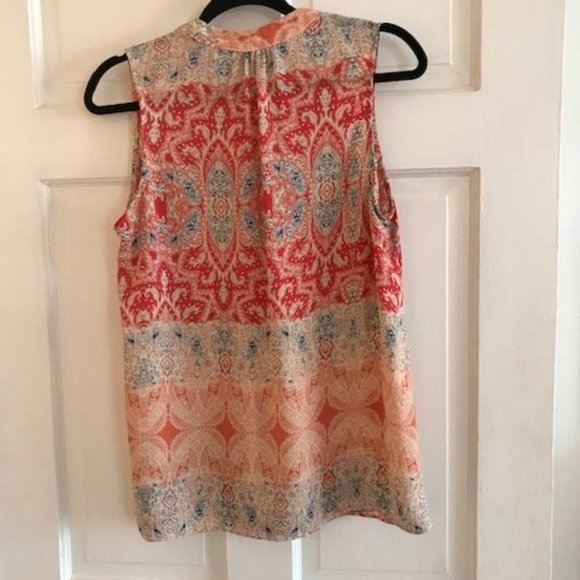 EUC Olive & Oak Sleeveless top - Picture 3 of 4